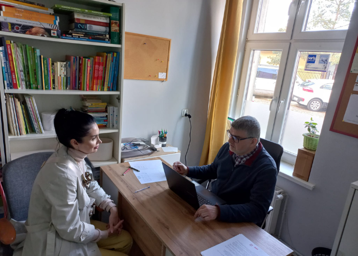 Kopia Brzoskwiniowy Pedagog Szkolny Nowa Tresc Uslugi Spoleczne Post na Facebook v2
